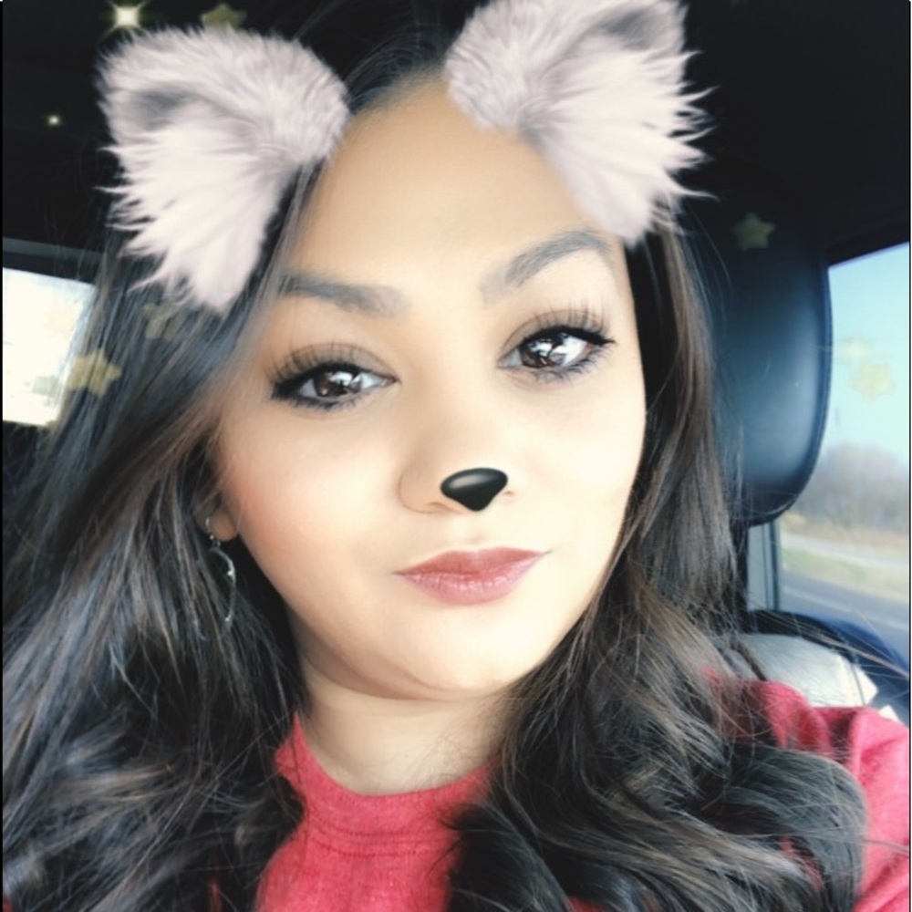 Meet your Posher, Alysha